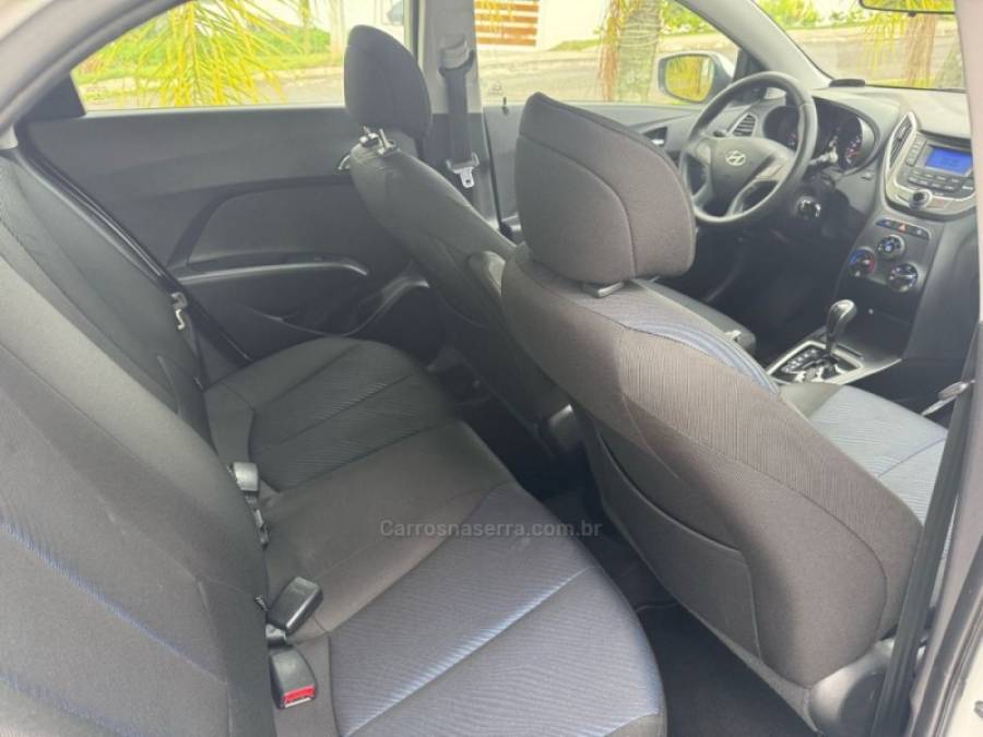 HYUNDAI - HB20 - 2015/2015 - Branca - R$ 55.900,00