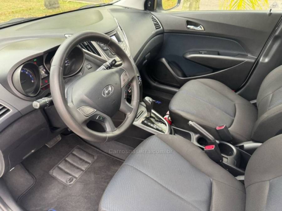 HYUNDAI - HB20 - 2015/2015 - Branca - R$ 55.900,00