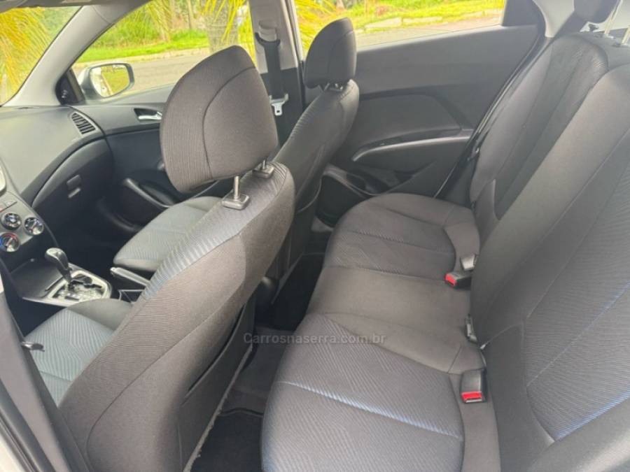 HYUNDAI - HB20 - 2015/2015 - Branca - R$ 55.900,00
